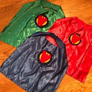 Set of 3 Wonder Pets capes - great for Halloween